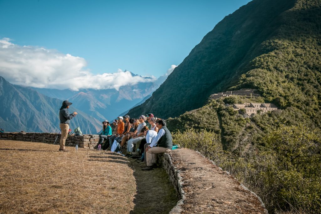 Vista panorâmica da imensa paisagem a partir do Monte Ushnu, em Choquequirao.