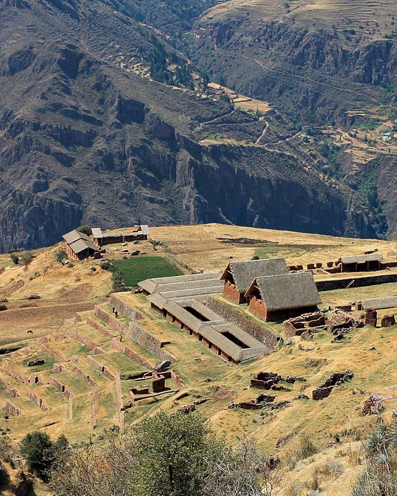 Foto panorâmica de Huchuy Qosqo