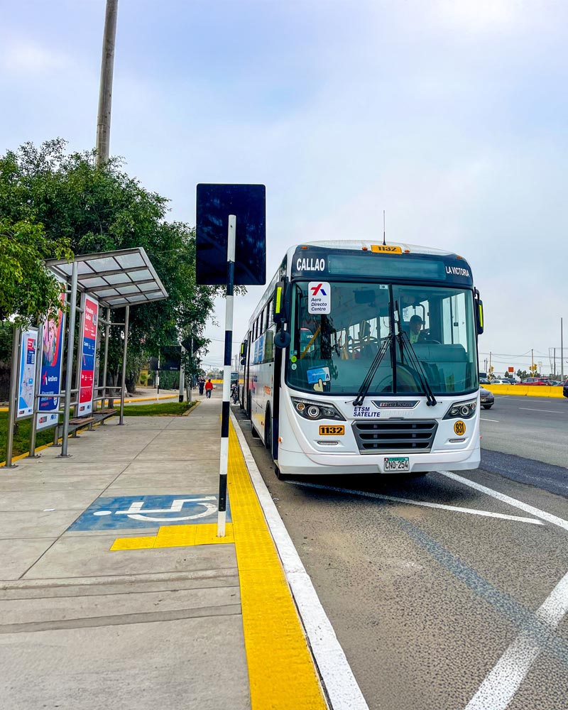 Ponto de ônibus AeroDirecto