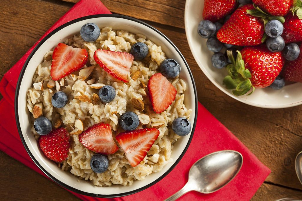 Aveia com frutas
