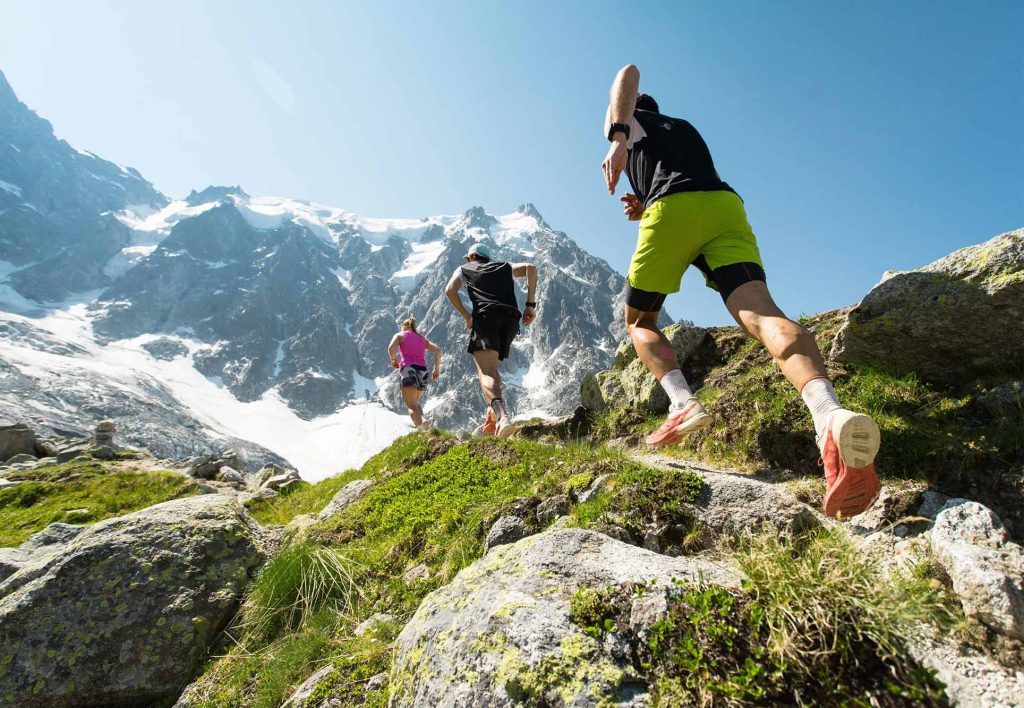 People running in the mountains