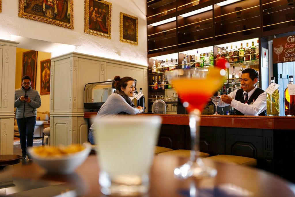 Cocktails de bar em Cusco