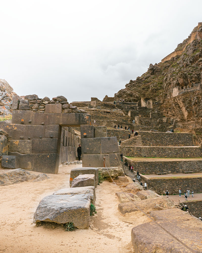 Sítio arqueológico de Ollantaytambo visto de cima