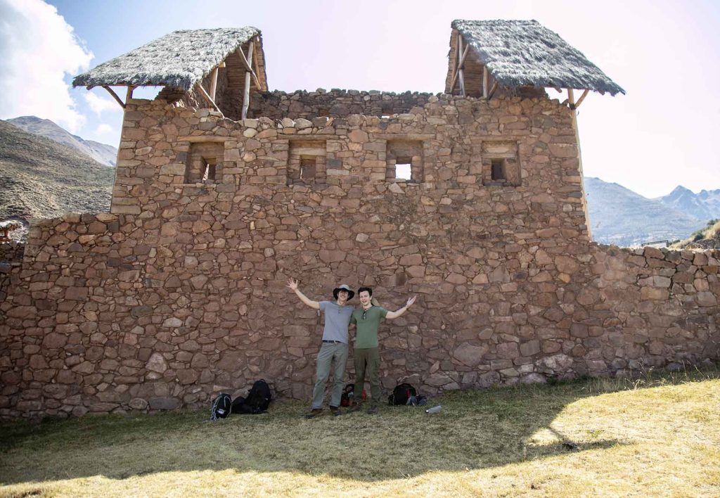 Sítio arqueológico Racaypata na rota Cantera del Inca