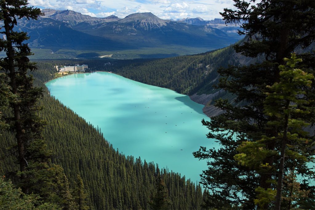 Trilha à Beira do Lago Louise, Canadá