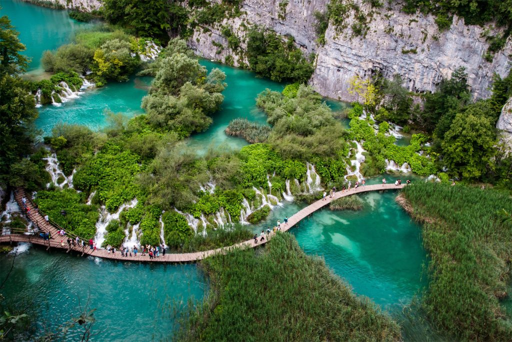 Trilhas do Parque Nacional dos Lagos de Plitvice, Croácia