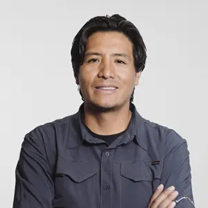 Saul Washington Cosio Castillo, guia de turismo no Peru