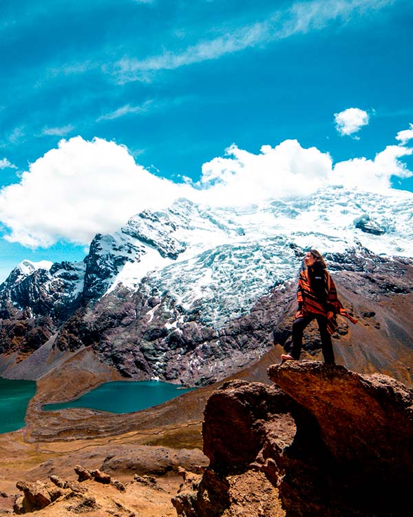 Passo Puka, vista panorâmica das montanhas Ausangate