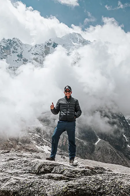 O impressionante Abra Salkantay e a descida à selva